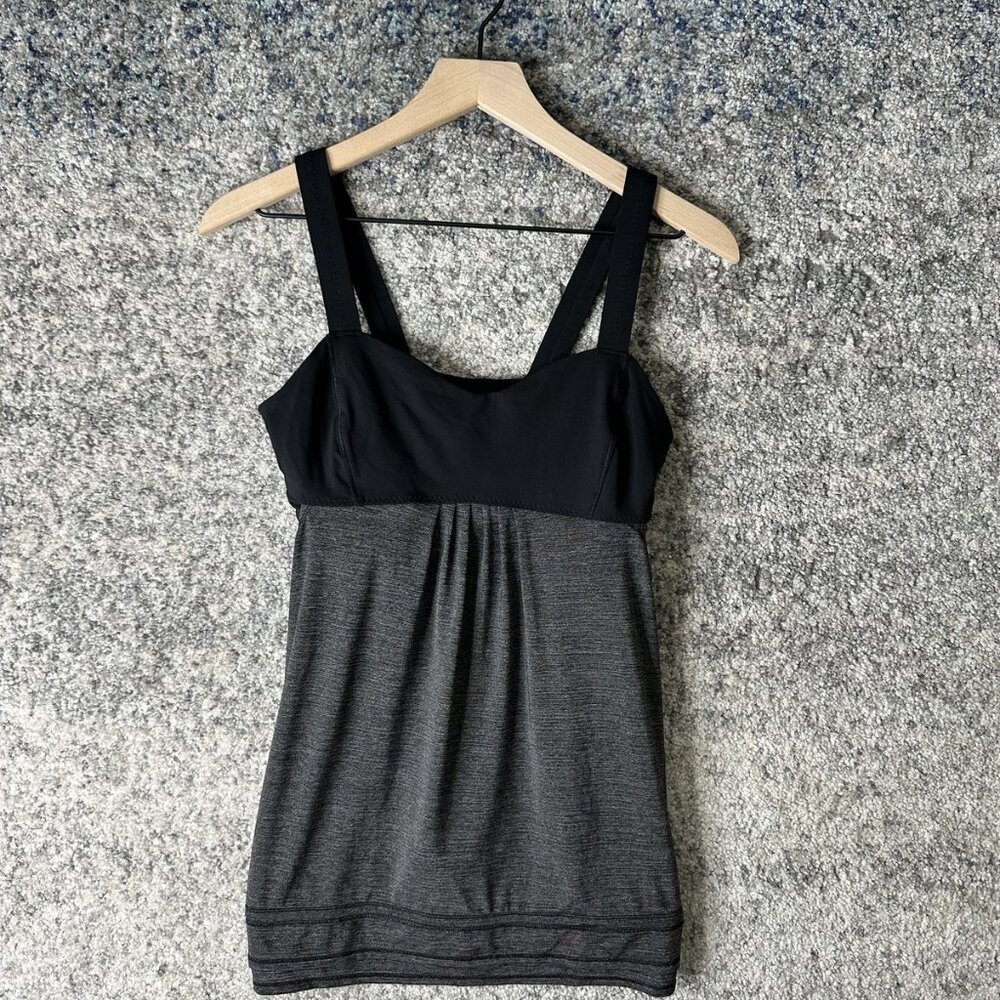 Lululemon Tank Top Womens 8‎ Black Gray Built In Bra Yoga Athletic Cinch Hem